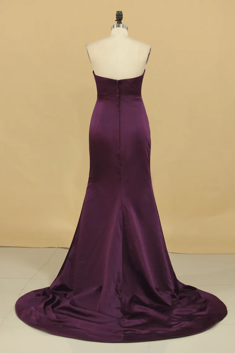 2024 Satin Mermaid Sweetheart Evening Dresses Sweep Train
