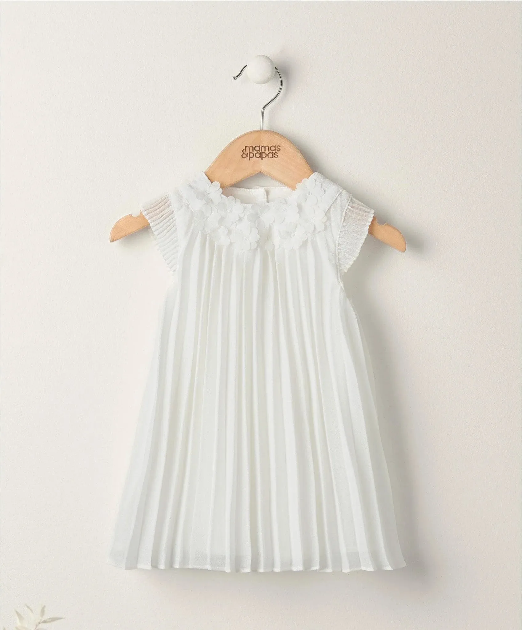 Flower Applique Pleat Dress
