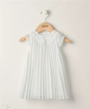 Flower Applique Pleat Dress