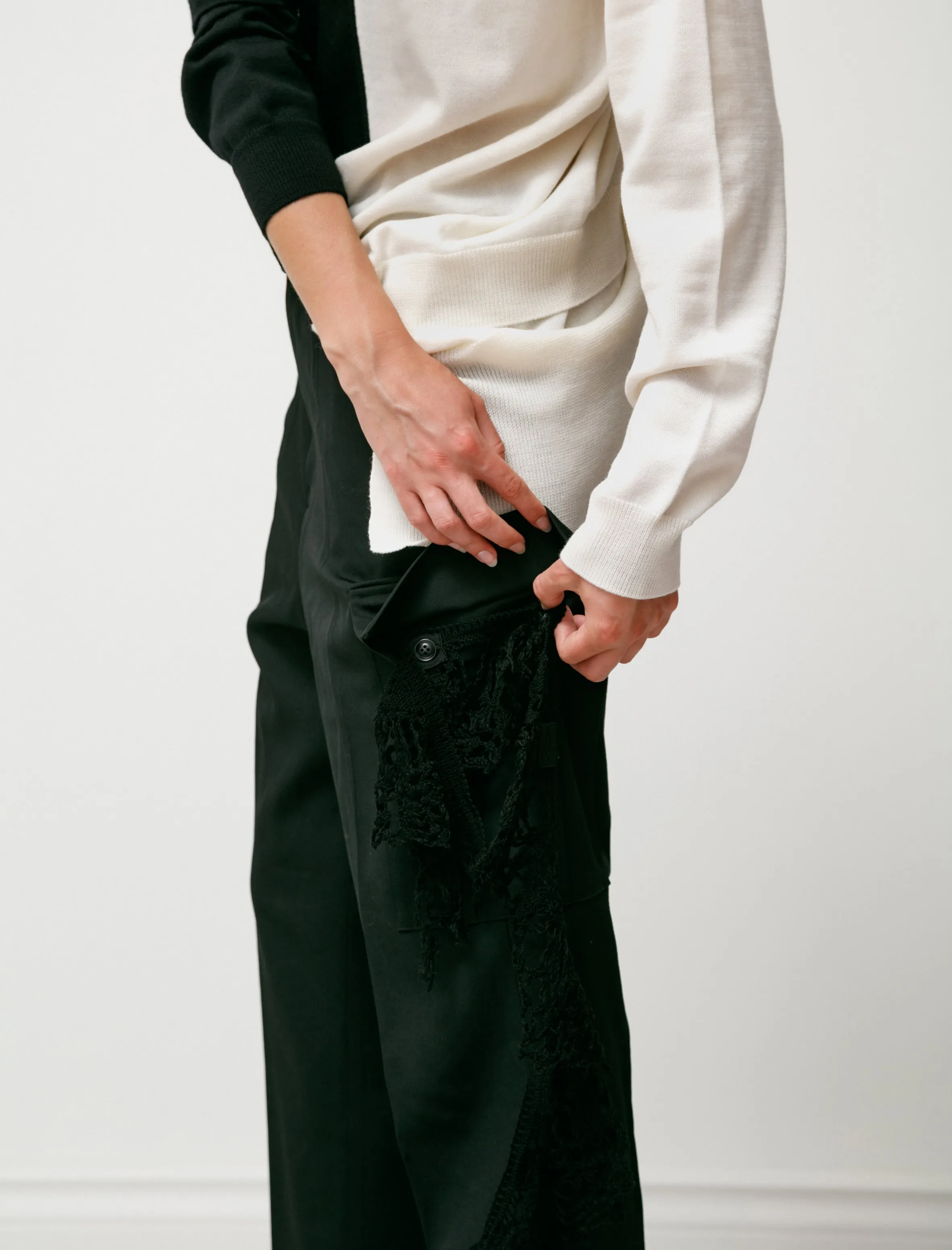 Gabardine Cargo Pants Black