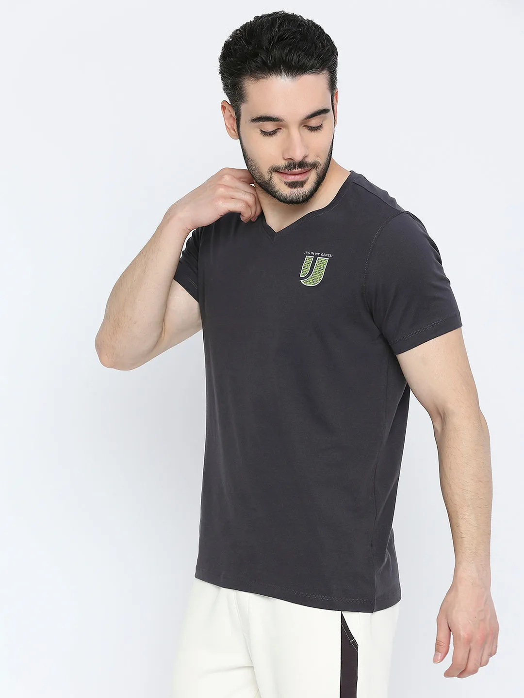 Men Premium Slate Grey Cotton V Neck T-Shirt- Underjeans By Spykar