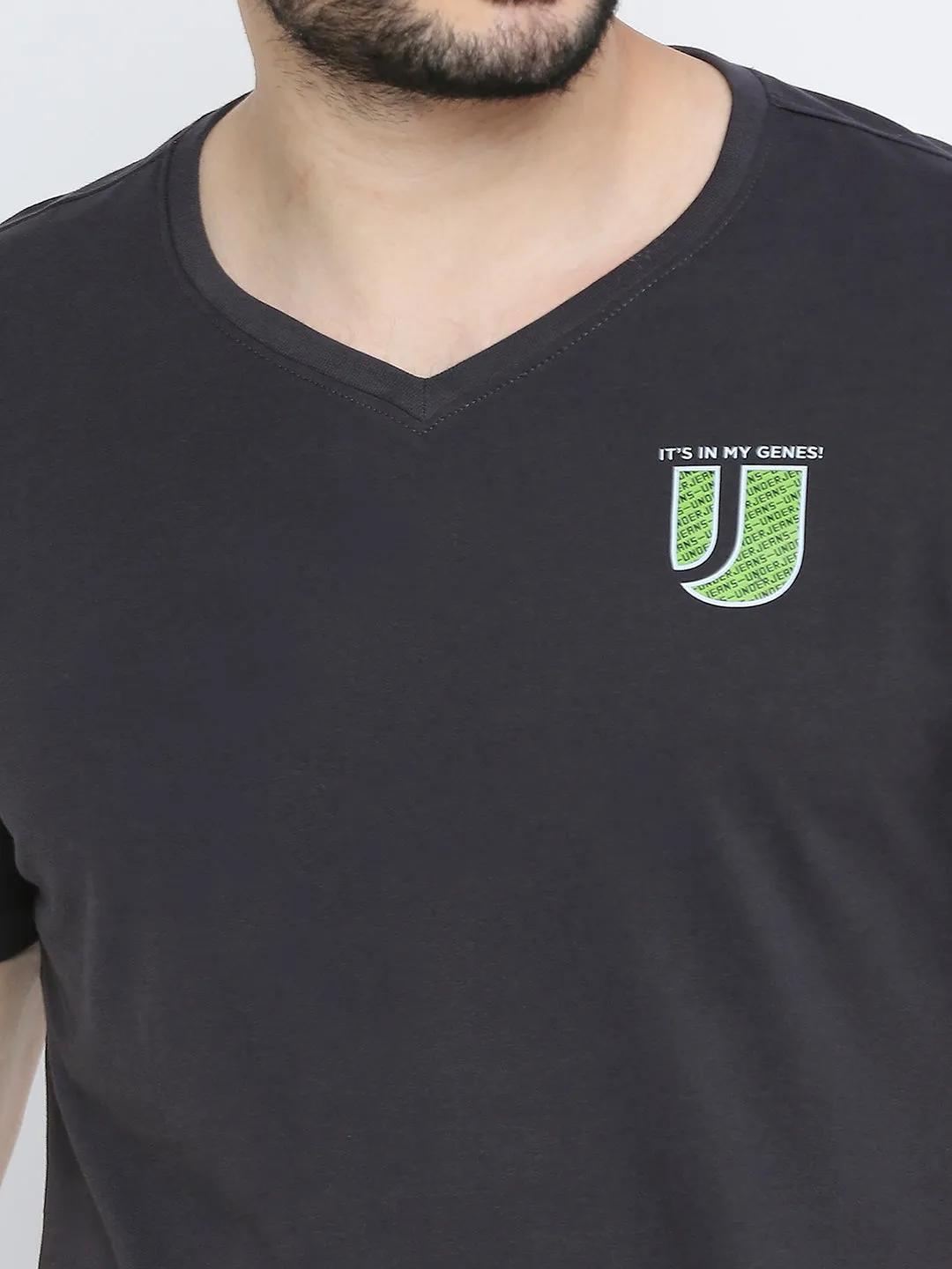 Men Premium Slate Grey Cotton V Neck T-Shirt- Underjeans By Spykar