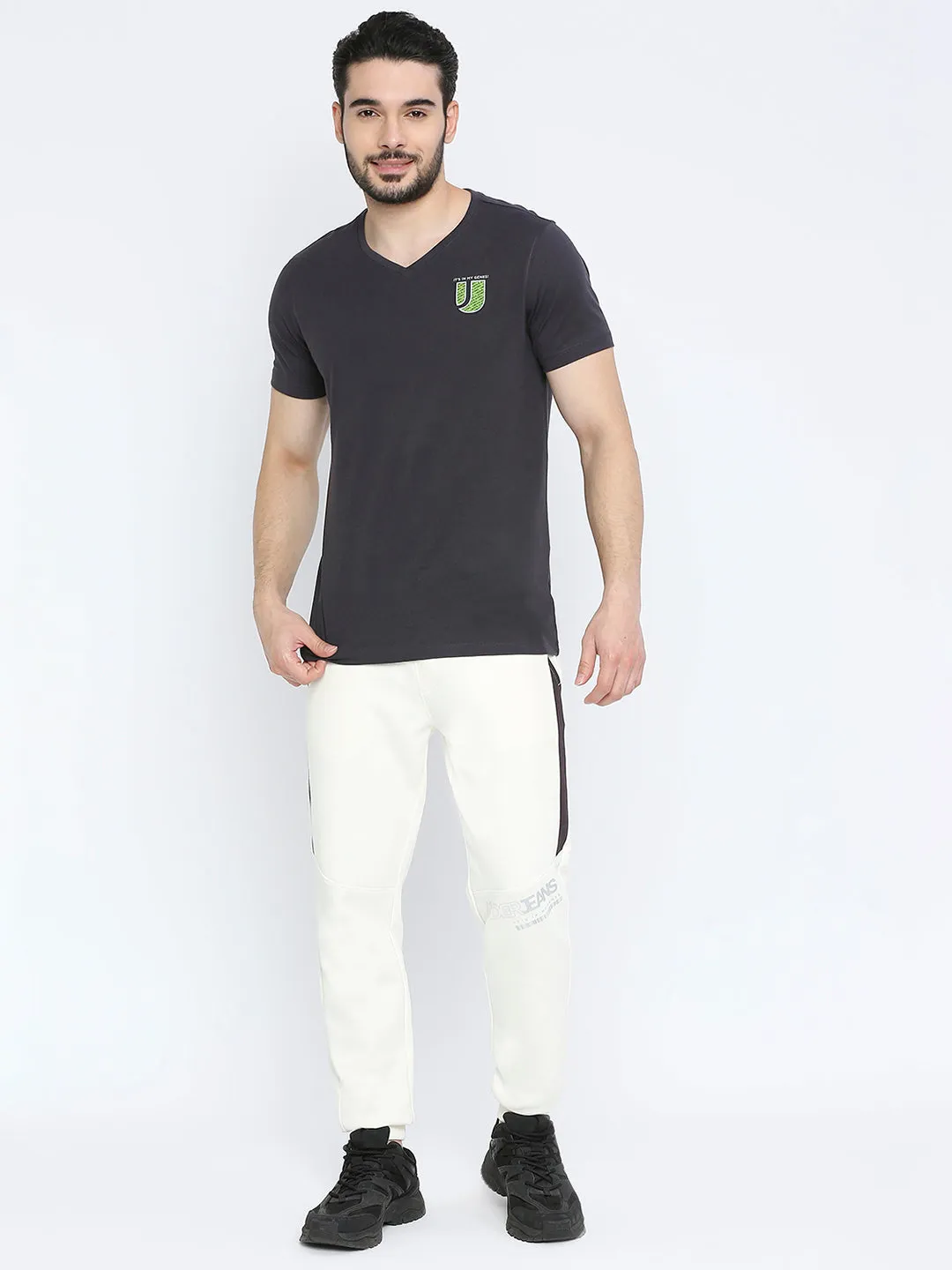 Men Premium Slate Grey Cotton V Neck T-Shirt- Underjeans By Spykar